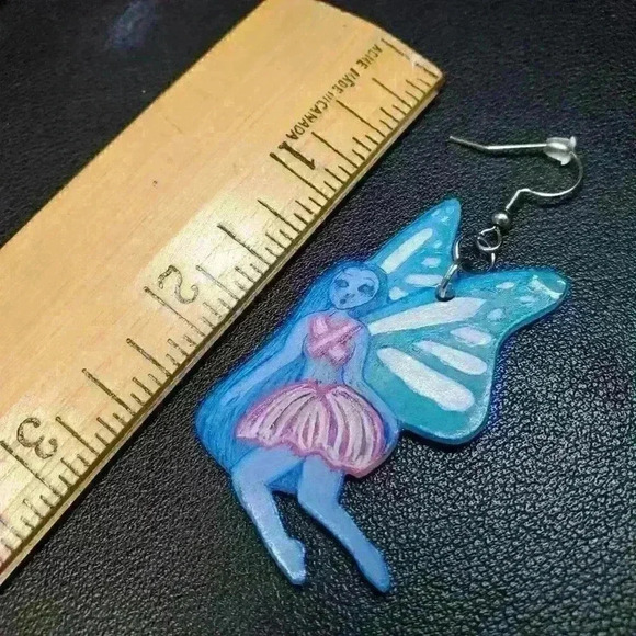 Adorable pastel blue and pink magical butterfly fairy earrings - Picture 13 of 16